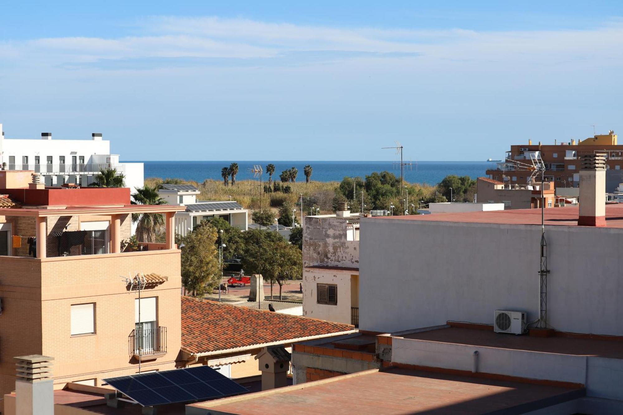 Enorme Terraza Con Vistas Al Mar By Hometels Sagunto Екстериор снимка
